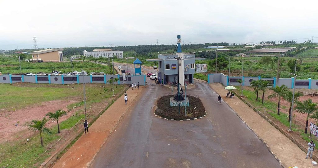 lasustech_1758813864